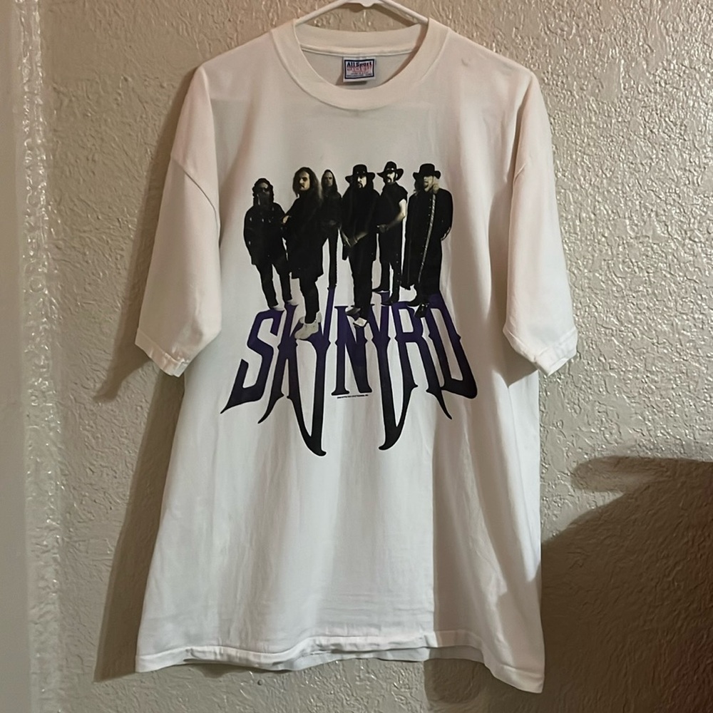 vintage LYNYRD SKYNYRD 1999  tour tee skynyrd still smokes size XL